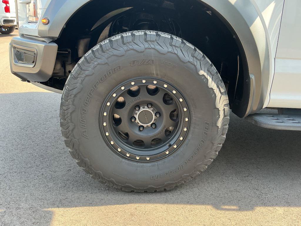 Used 2020 Ford F150 Raptor w/ Equipment Group 802A Luxury AWD/4WD image 14