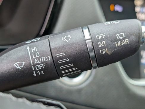 Used 2019 Cadillac XT5 Luxury image 25