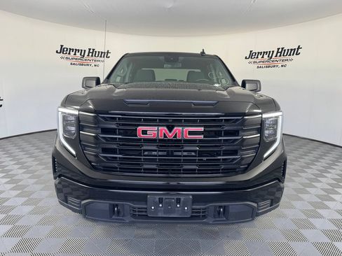 Used 2024 GMC Sierra 1500 Pro w/ Graphite Edition AWD/4WD image 5