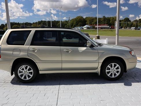 Used 2007 Subaru Forester 2.5X w/ Popular Equipment Group 1G image 6