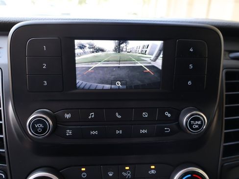 Used 2024 Ford Transit 250 Low Roof w/ Exterior Upgrade Package RWD image 25