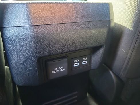 Used 2024 Toyota Tacoma TRD Sport image 14