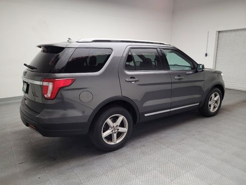 Used 2019 Ford Explorer XLT w/ Equipment Group 201A image 10