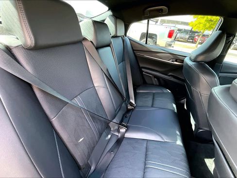 Used 2025 Toyota Camry XSE image 19