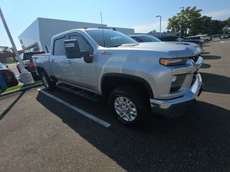 Used 2022 Chevrolet Silverado 3500 LT w/ Convenience Package AWD/4WD video 1