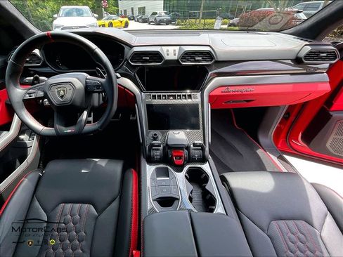 Used 2024 Lamborghini Urus S AWD/4WD image 14