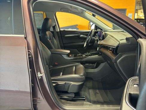 Used 2024 Buick Envision Preferred AWD/4WD image 18