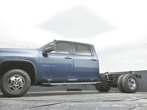 New 2026 Chevrolet Silverado 3500 LT w/ Convenience Package image 42