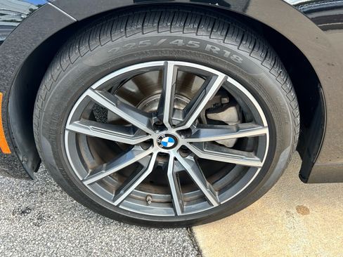 Used 2019 BMW 330i Sedan w/ Convenience Package RWD image 10