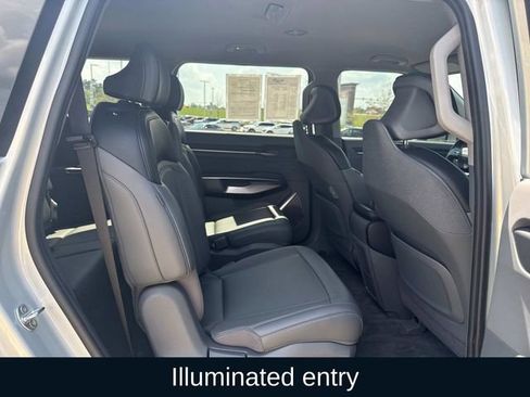 Used 2024 Kia EV9 Light Long Range image 15