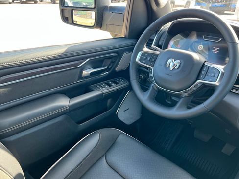 New 2026 RAM 1500 Laramie AWD/4WD image 11