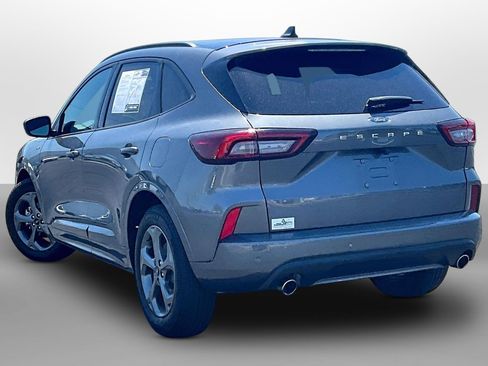 Used 2023 Ford Escape ST-Line FWD image 10