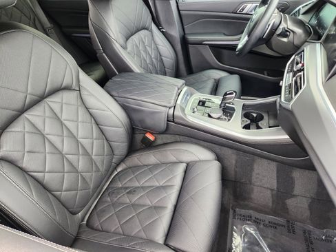 Used 2023 BMW X5 xDrive45e w/ Luxury Seating Package AWD/4WD image 7
