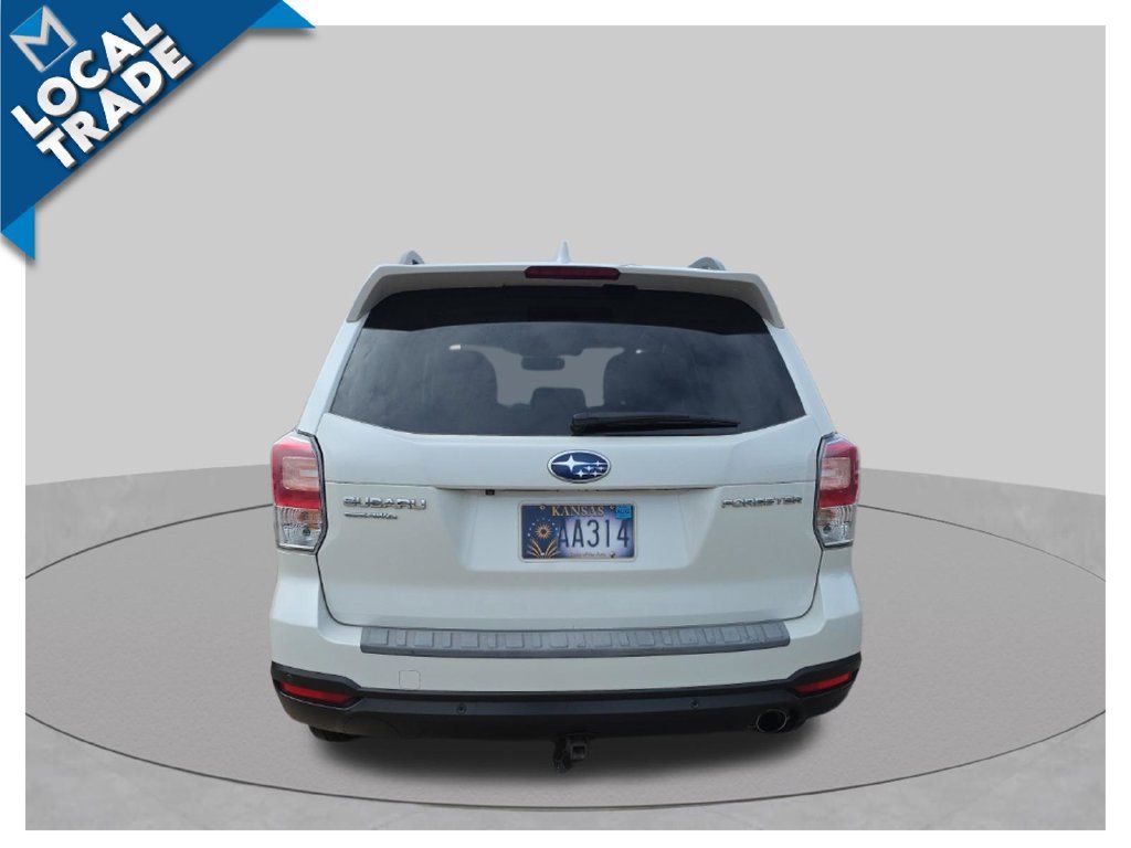 Used 2018 Subaru Forester 2.5i Touring AWD/4WD image 4