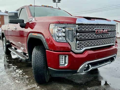 Used 2023 GMC Sierra 2500 Denali image 2