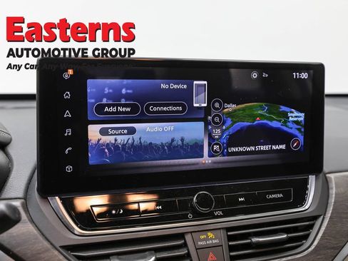 Used 2023 Nissan Altima 2.5 SL AWD/4WD image 19