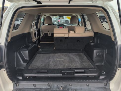 Used 2010 Toyota 4Runner SR5 image 30