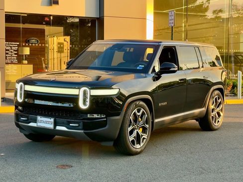 Used 2022 Rivian R1S Launch Edition AWD/4WD image 3