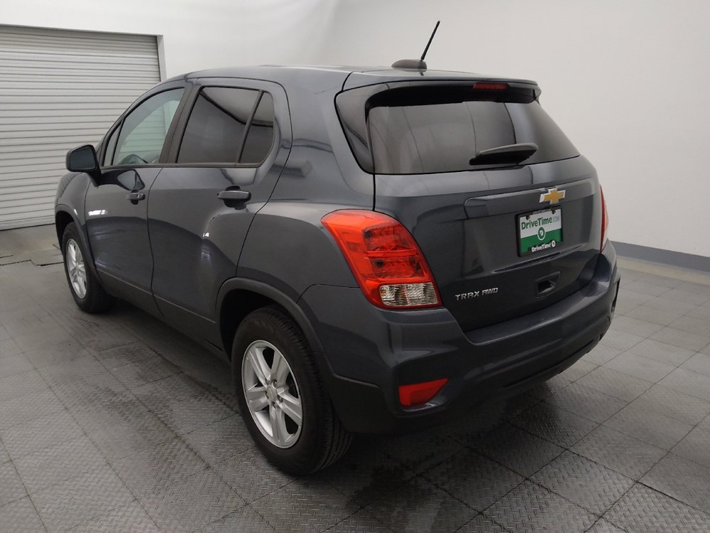 Used 2021 Chevrolet Trax LS w/ Tint and Cruise Package AWD/4WD image 5
