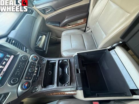 Used 2016 Chevrolet Suburban LTZ RWD image 25
