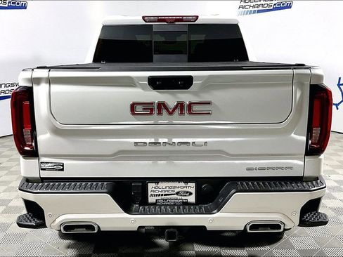 Used 2024 GMC Sierra 1500 Denali AWD/4WD image 4