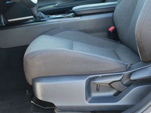 Used 2025 Toyota Camry LE image 9