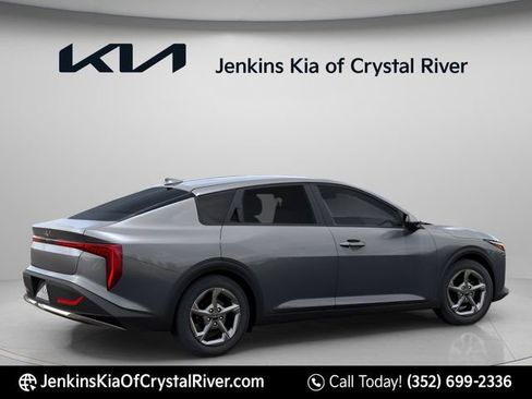 New 2026 Kia K4 FWD image 4