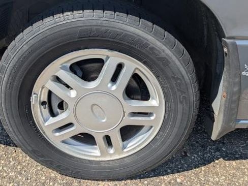 Used 2004 Ford Freestar SEL FWD image 20