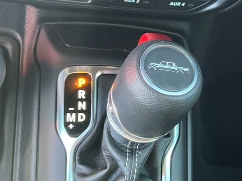 New 2025 Jeep Gladiator Sport image 27