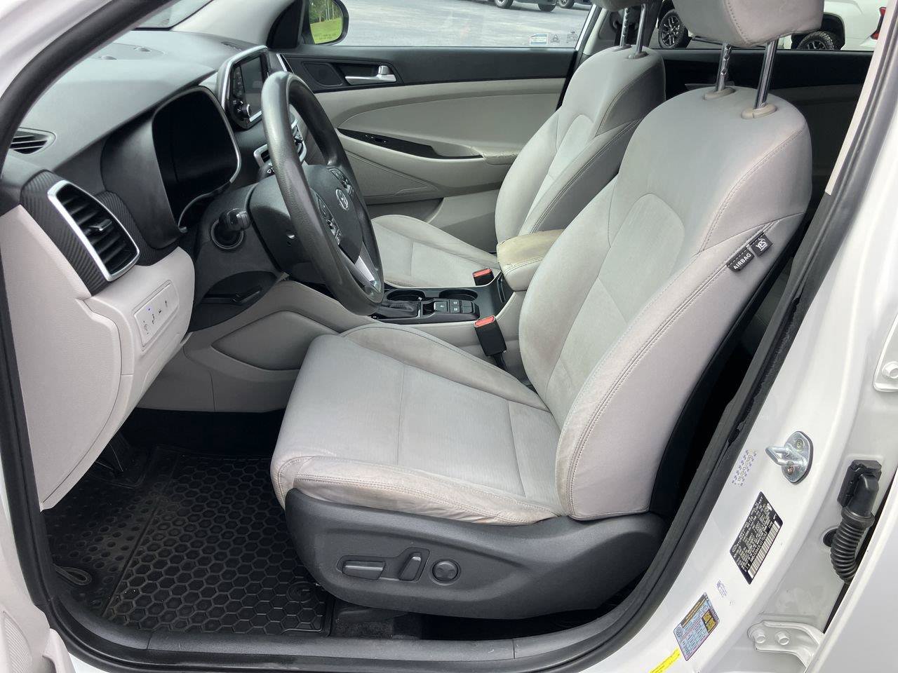Used 2020 Hyundai Tucson Value FWD image 12