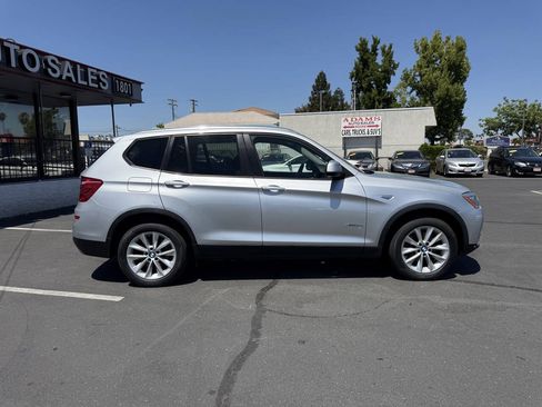 Used 2015 BMW X3 xDrive28i AWD/4WD image 2