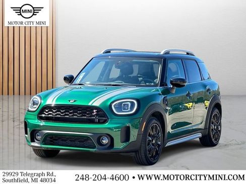 Certified 2024 MINI Cooper Countryman S w/ Premium Package AWD/4WD image 8
