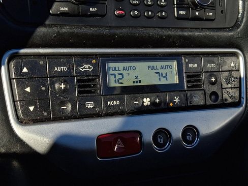 Used 2011 Maserati GranTurismo Convertible image 15