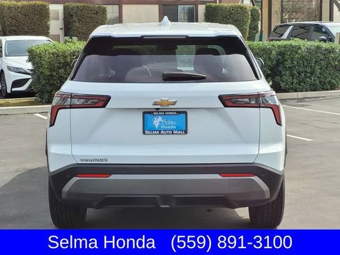 Used 2025 Chevrolet Equinox LT image 6