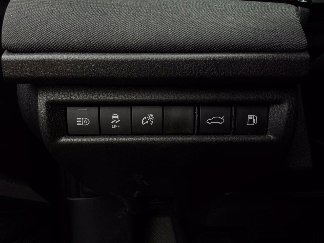 Used 2026 Toyota Camry LE FWD image 24