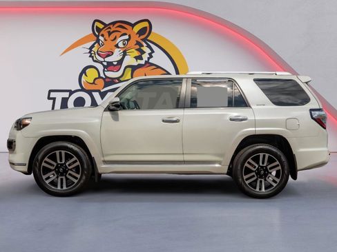 Used 2023 Toyota 4Runner Limited image 8