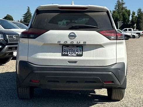 Used 2021 Nissan Rogue S FWD image 8