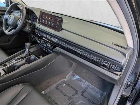 Used 2024 Honda Accord Touring image 23