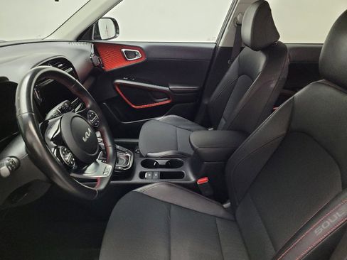 Used 2023 Kia Soul GT-Line w/ GT-Line Technology Package image 17