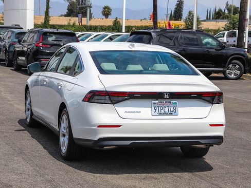 Used 2025 Honda Accord LX image 13