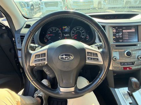 Used 2014 Subaru Outback 3.6R Limited AWD/4WD image 18