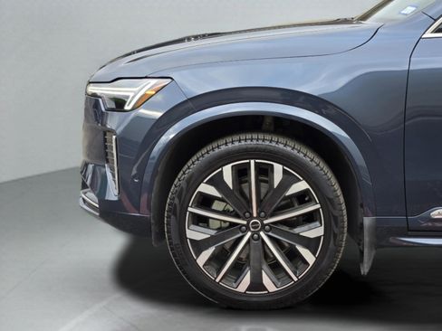 Used 2026 Volvo XC90 B6 Plus w/ Protection Package Premier AWD/4WD image 36