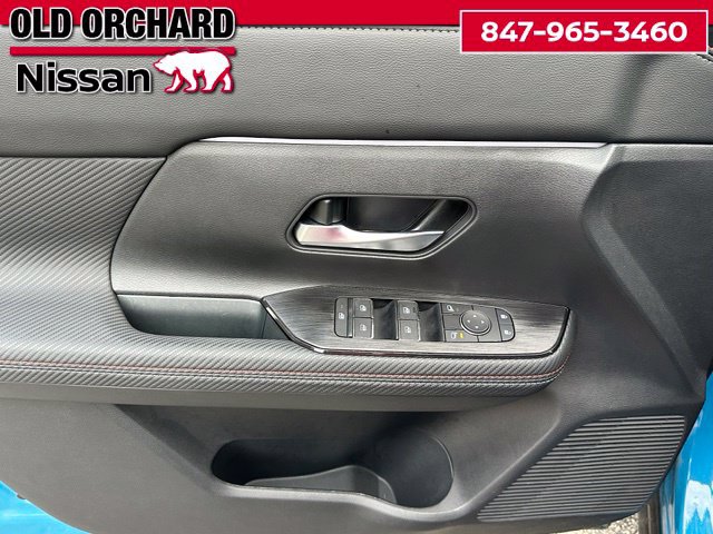 Used 2025 Nissan Kicks SR FWD image 9