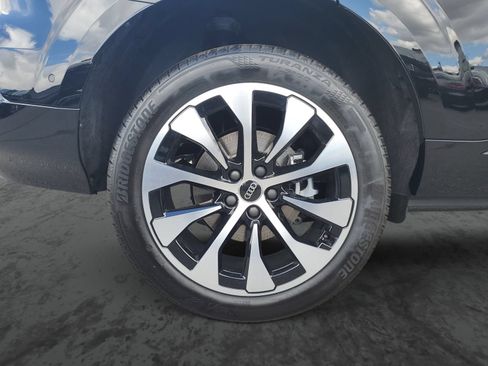 New 2026 Audi Q3 quattro 2.0T AWD/4WD image 5