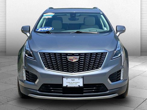 Used 2020 Cadillac XT5 Premium Luxury AWD/4WD image 2