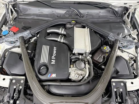 Used 2017 BMW M3 RWD image 32