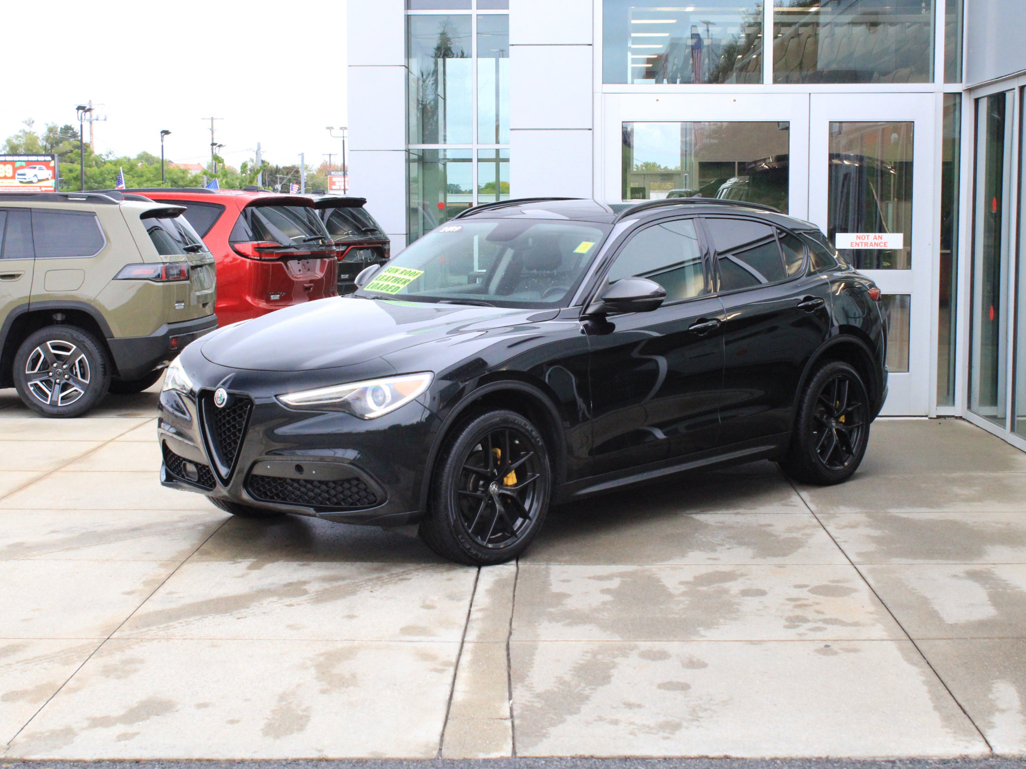 Used 2019 Alfa Romeo Stelvio AWD w/ Nero Edizione image 3