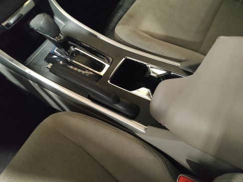 Used 2014 Honda Accord EX image 26