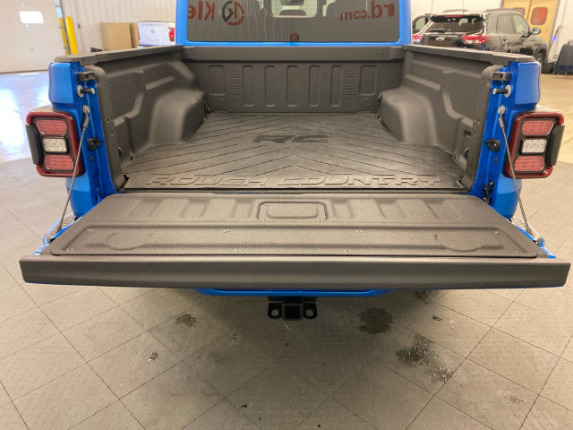 Used 2022 Jeep Gladiator Overland AWD/4WD image 8