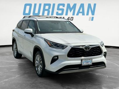 Used 2025 Toyota Highlander Platinum